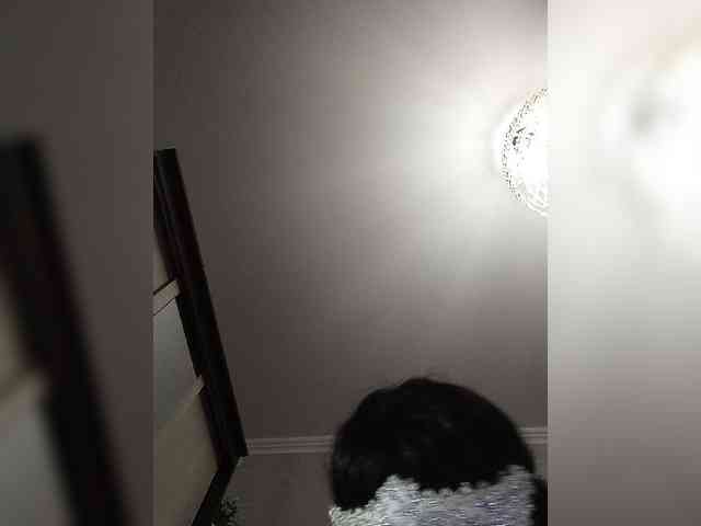 Lilya18 webcam