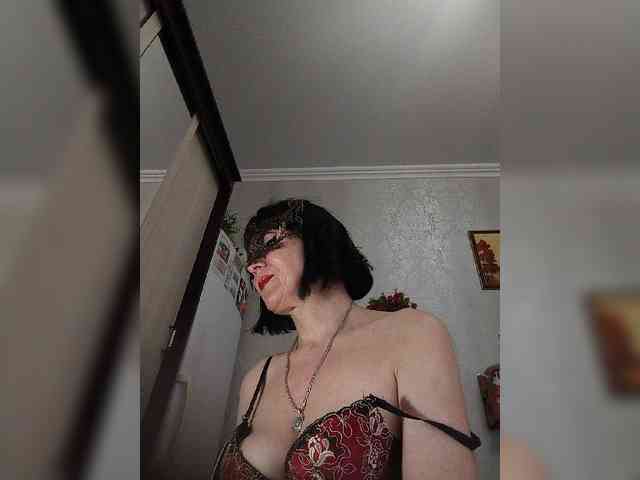 Lilya18 webcam