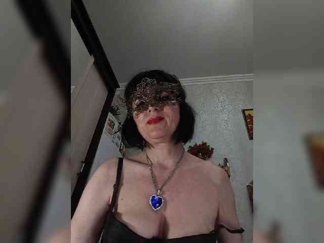Lilya18 webcam