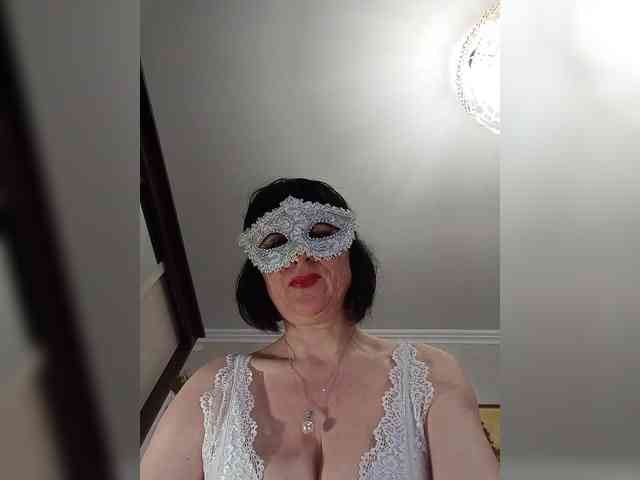 Lilya18 webcam