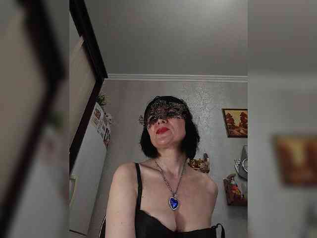 Lilya18 webcam