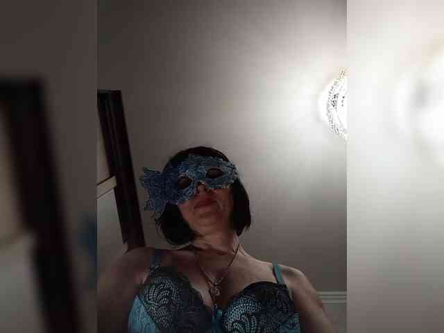 Lilya18 webcam