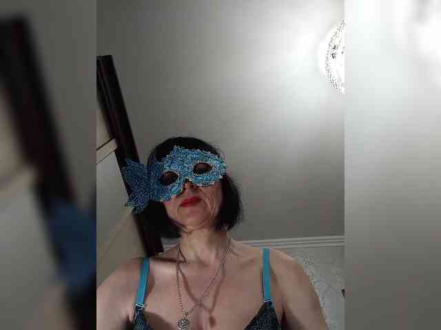 Lilya18 webcam