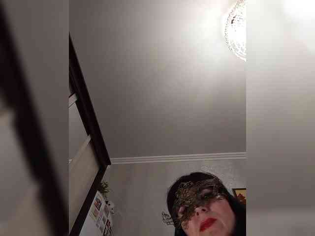 Lilya18 webcam