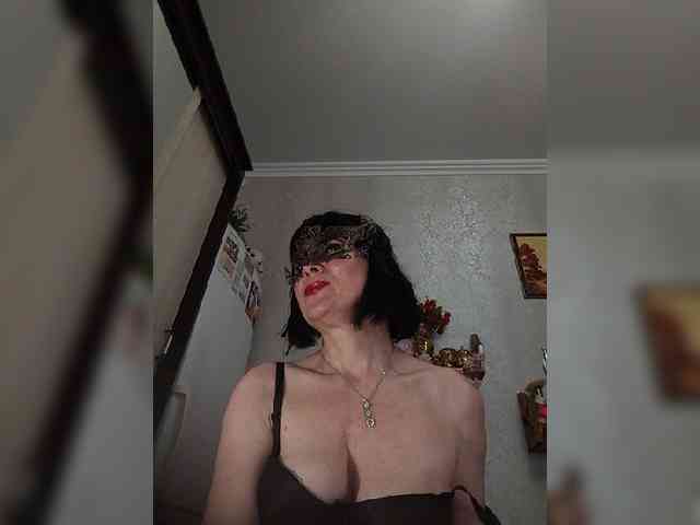 Lilya18 webcam