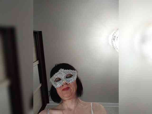 Lilya18 webcam