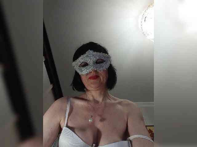 Lilya18 webcam