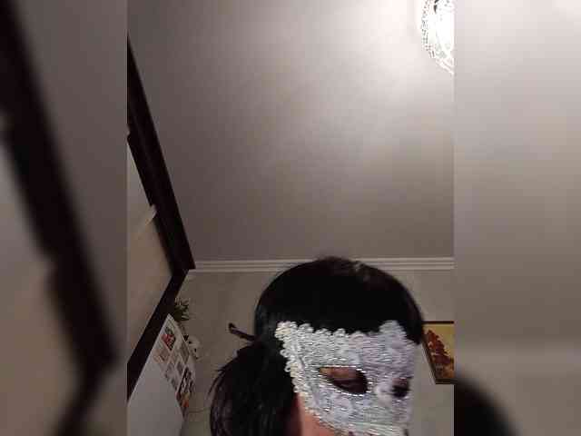 Lilya18 webcam