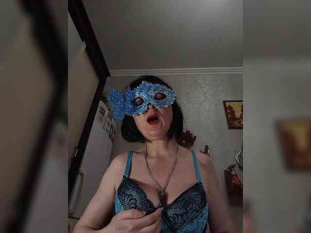 Lilya18 webcam
