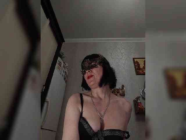 Lilya18 webcam
