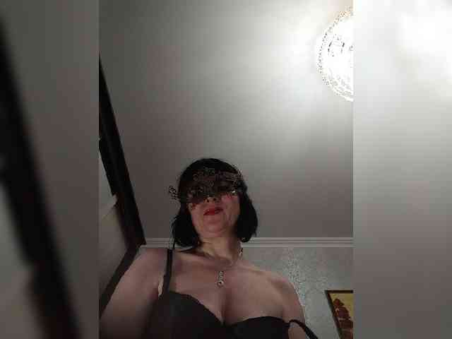 Lilya18 webcam