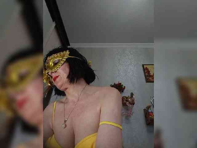 Lilya18 webcam