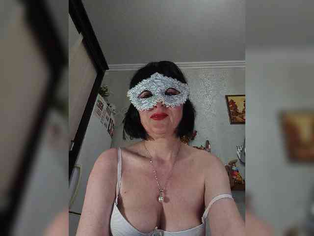 Lilya18 webcam