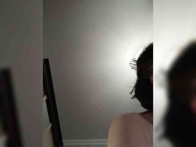 Lilya18 webcam