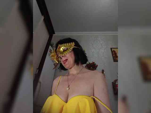 Lilya18 webcam