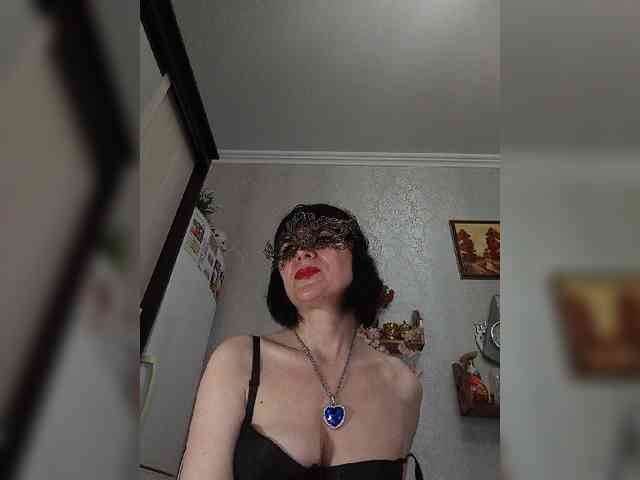 Lilya18 webcam