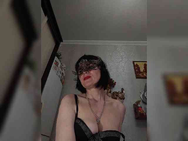 Lilya18 webcam