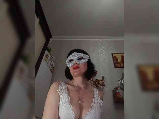 Lilya18 webcam