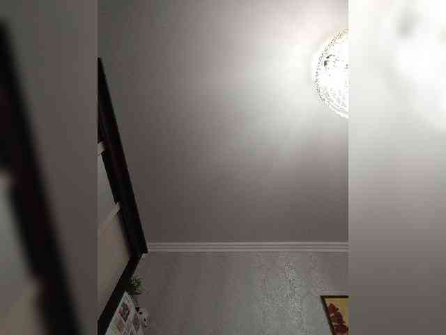 Lilya18 webcam