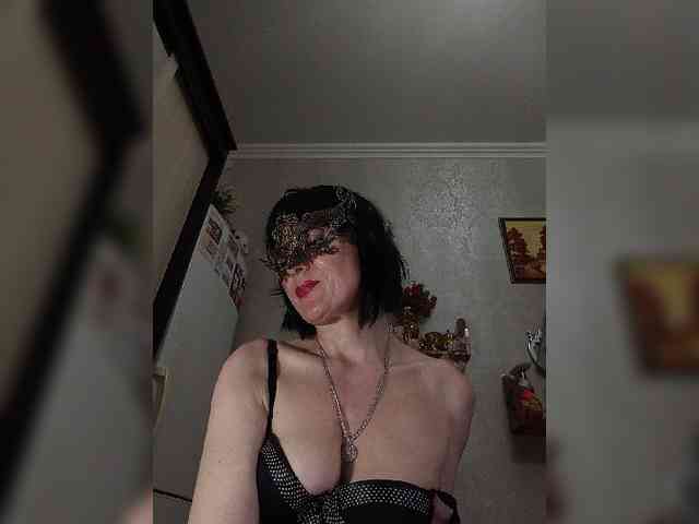 Lilya18 webcam