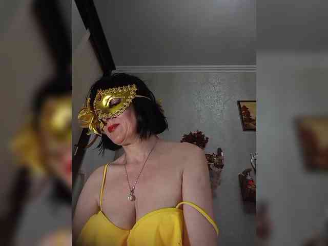 Lilya18 webcam