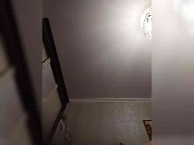 Lilya18 webcam