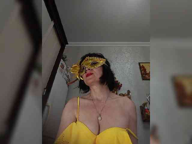 Lilya18 webcam