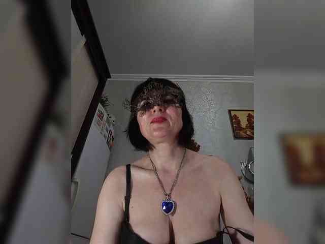 Lilya18 webcam