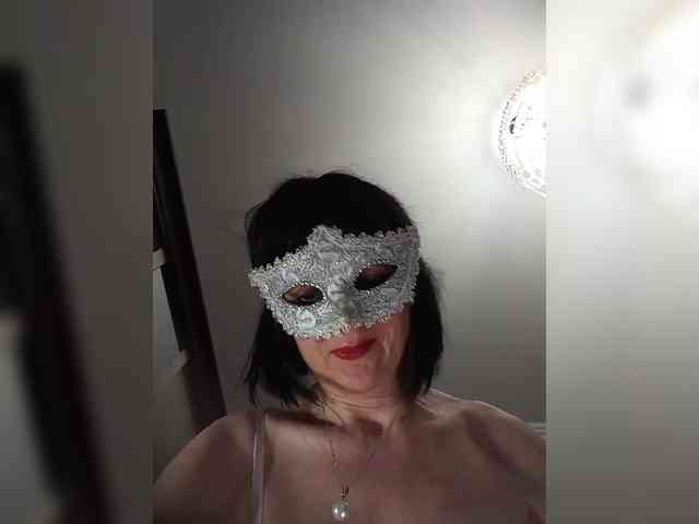 lilya18's live room