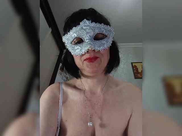 Lilya18 webcam