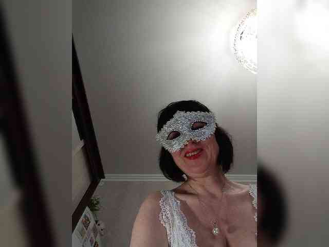 Lilya18 webcam