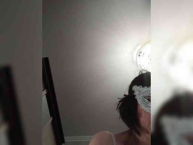 Lilya18 webcam