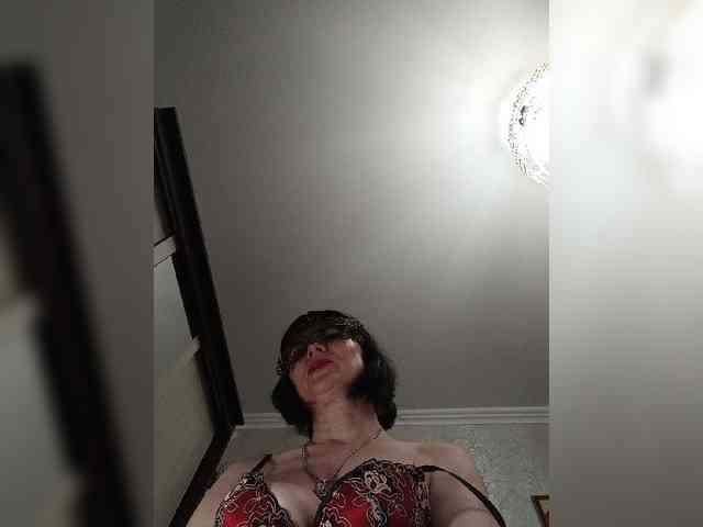 Lilya18 webcam