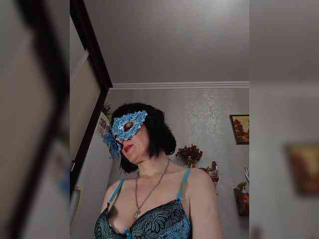 Lilya18 webcam