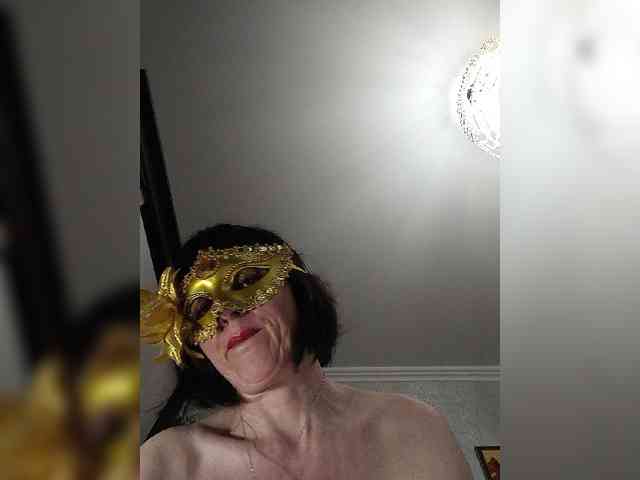 Lilya18 webcam