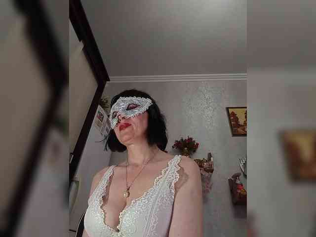 Lilya18 webcam