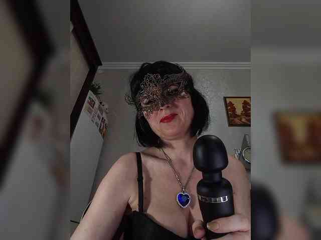 Lilya18 webcam