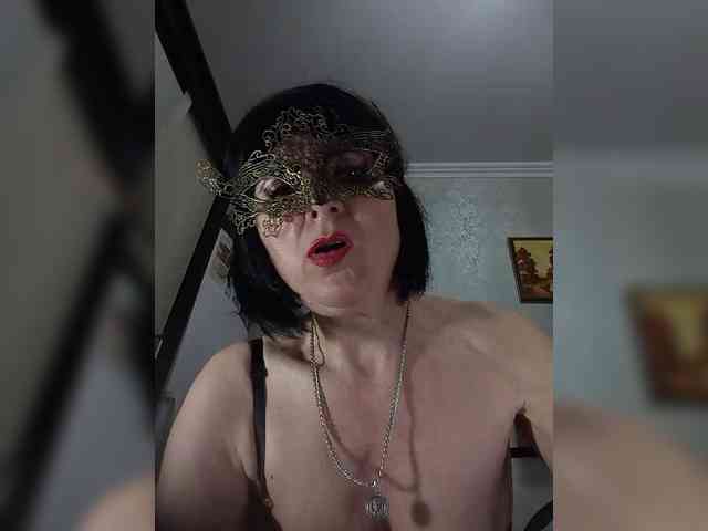 Lilya18 webcam