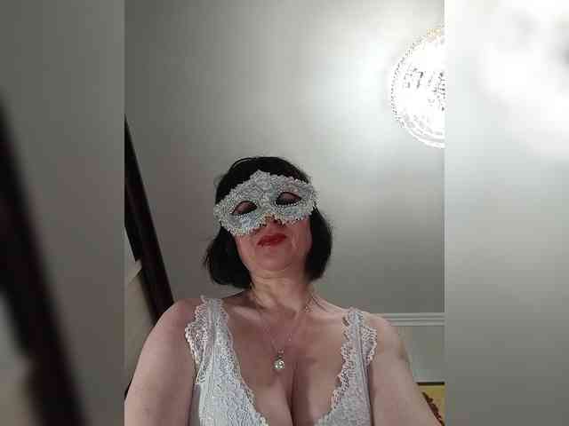 Lilya18 webcam