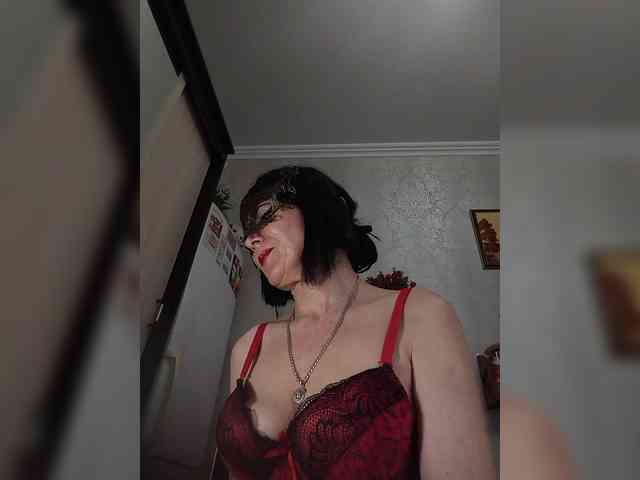 Lilya18 webcam