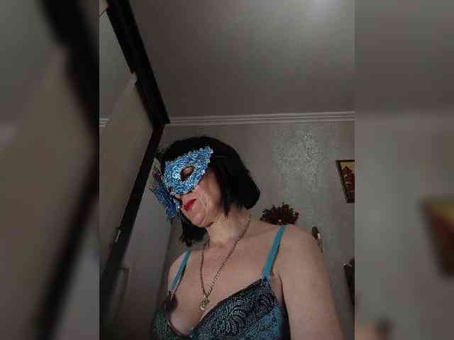 Lilya18 webcam