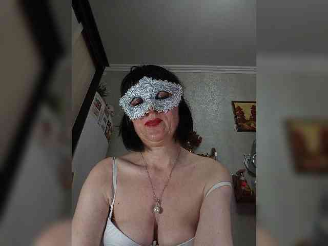 Lilya18 webcam