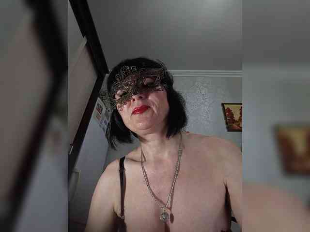 Lilya18 webcam