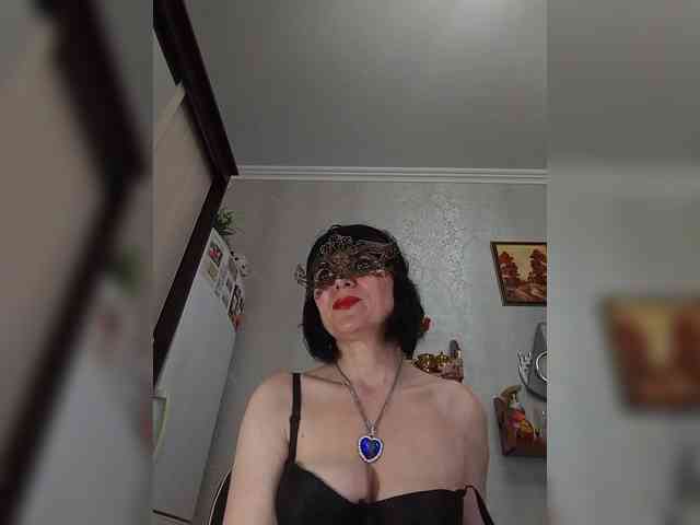 Lilya18 webcam