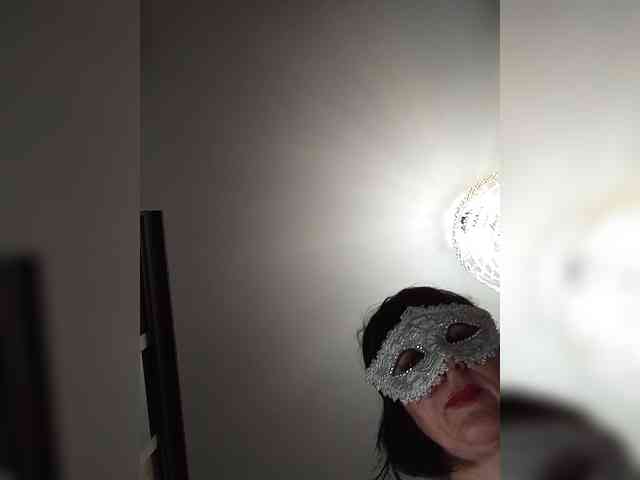 Lilya18 webcam