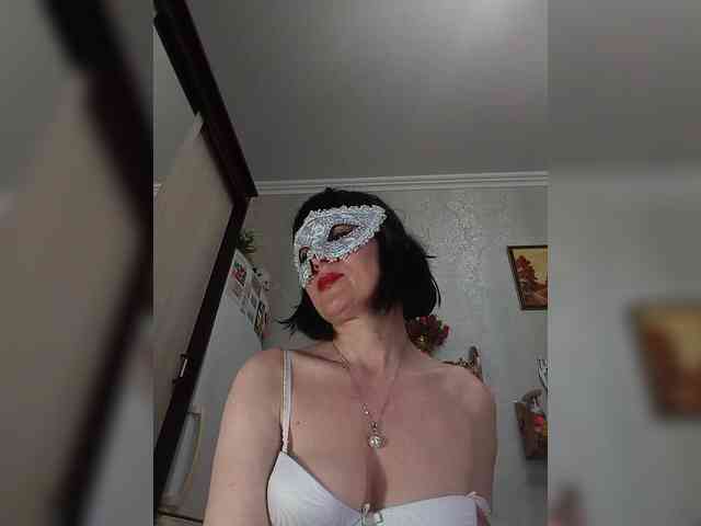 Lilya18 webcam