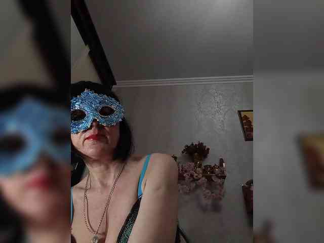 Lilya18 webcam