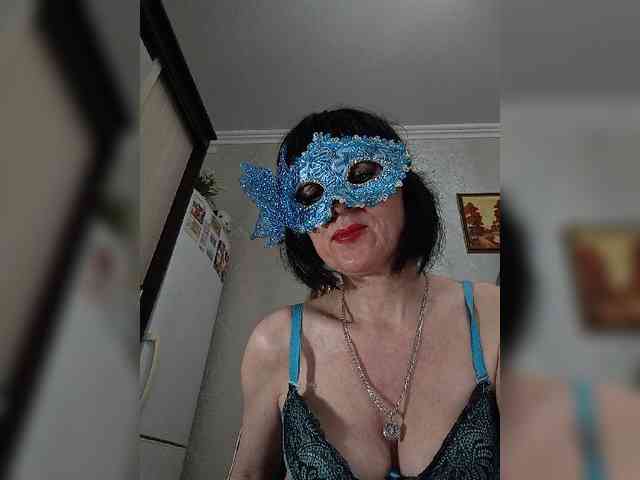 Lilya18 webcam