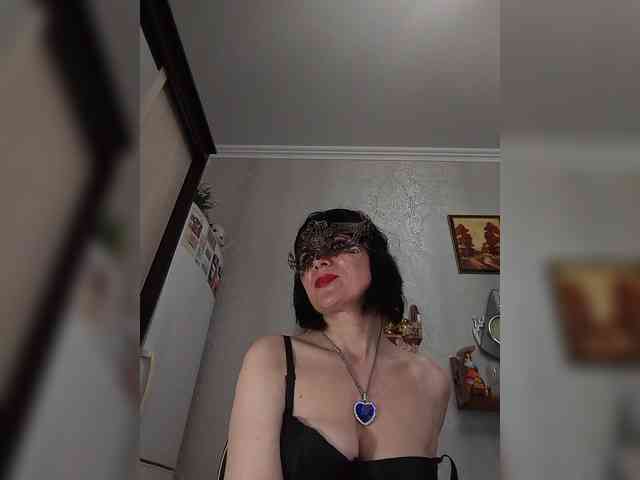 Lilya18 webcam