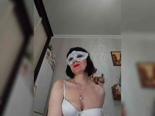 Lilya18 webcam